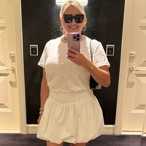 Meet your Posher, Dawn